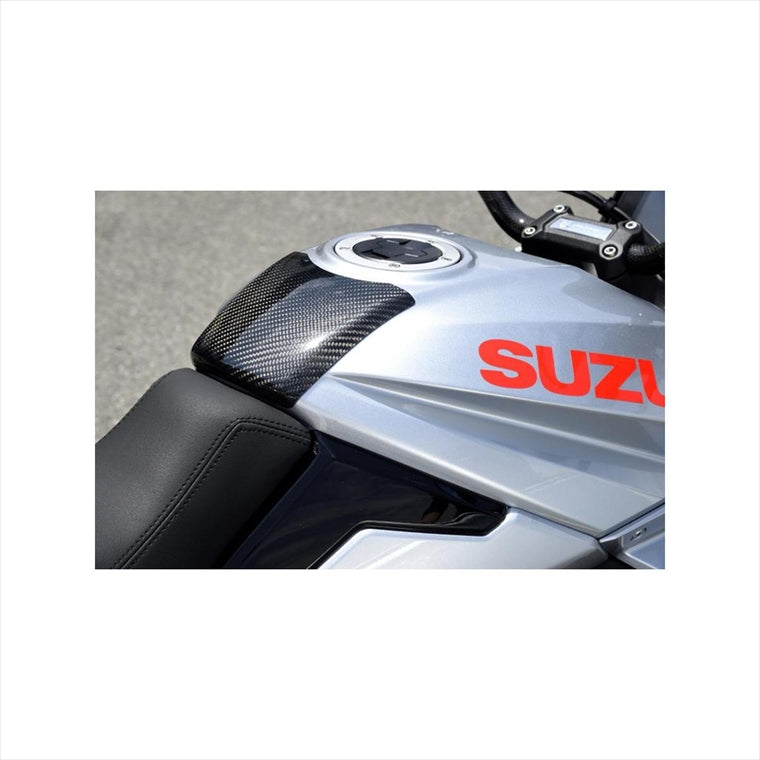 バイクパーツ 外装<br>マジカルレーシング タンクエンド/平織カーボン <br>001-KAT19-952C 4550255580506<br>KATANA 19-<br>