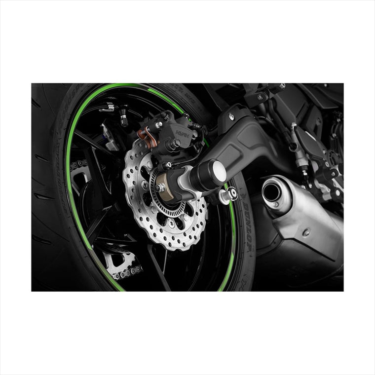 BIKERS(バイカーズ) | チェーンアジャスターキャップ 2個 チタン | K0392-TIN | Ninja650/Z650 17-25