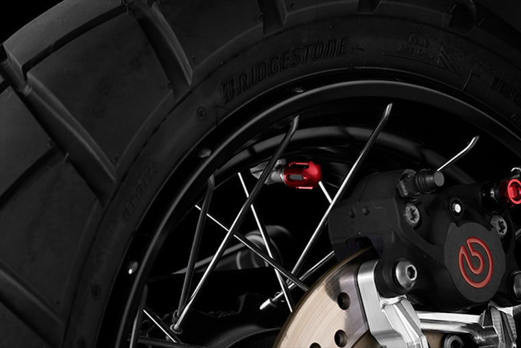 BIKERS(バイカーズ)｜エアバルブキャップ アルミ 2個 レッド｜C0950-RED