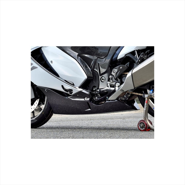 バイクパーツ 外装<br>マジカルレーシング アンダーカウル 綾織カーボン <br>001-GS1321-170A 4550255699208<br>Hayabusa 21<br>