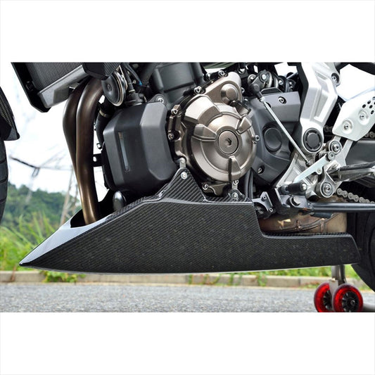 バイクパーツ 外装<br>マジカルレーシング アンダーカウル FRP黒 <br>001-MT0714-1701 4550255767112<br>MT-07 14-17<br>