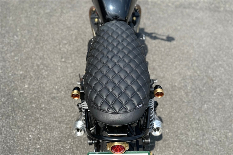 MOTONE CUSTOMS(モートーン)｜シート BLACKADDER ダイヤモンドステッチ ブラック｜MSM028