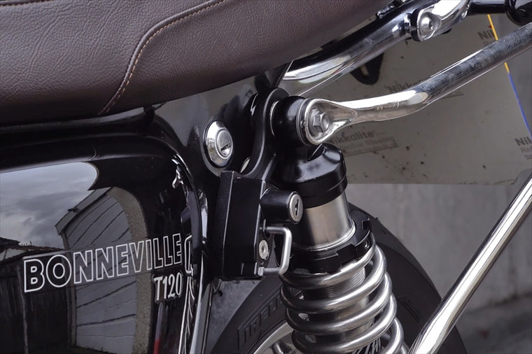 MOTONE CUSTOMS(モートーン)ヘルメットロック 左右共通MMU072+MMU520