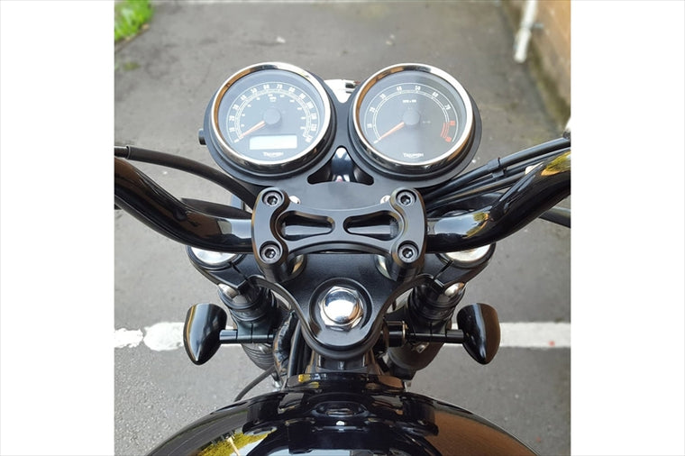 MOTONE CUSTOMS(モートーン)｜ハンドルバークランプ 25.4mm アルミ 1ピース ブラック｜MTE085