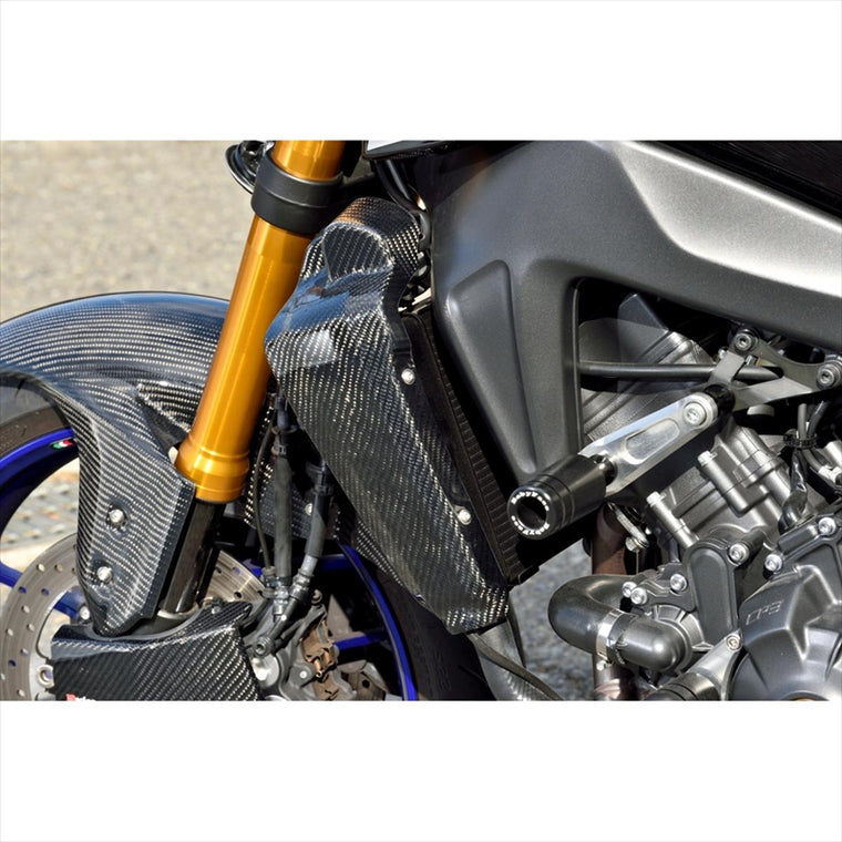 バイクパーツ 外装<br>マジカルレーシング ラジエターシュラウド/平織カーボン<br>001-MT0922-25WC 4550255863494<br>LEDウインカービルトイン アッパーカウル用MT-09/SP 21<br>