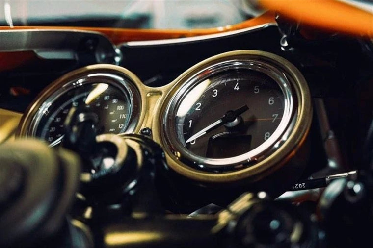 MOTONE CUSTOMS(モートーン)｜メーターカバー SPEED CUFF ブラス｜MMU582