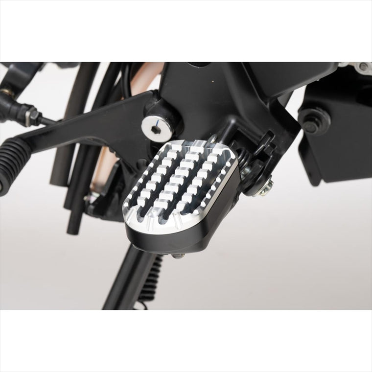 BIKERS(バイカーズ) | フットレスト ブラック/シルバー | H0882-BLK-SLV | CT125 20-24 Rebel250 17-25 CL250 23-24