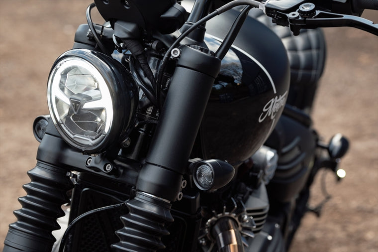 MOTONE CUSTOMS(モートーン)｜フォークシュラウド ウインカーステー SPATZ M8/M10/純正用｜MMU615