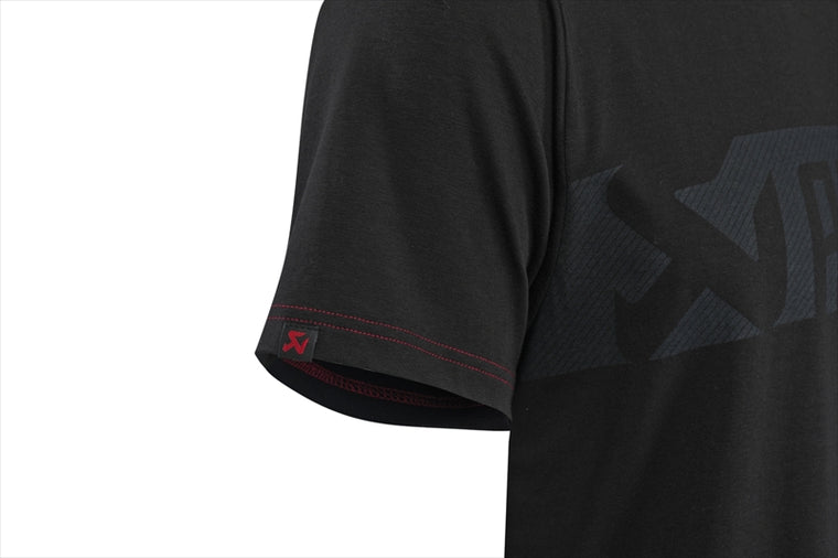AKRAPOVIC(アクラポビッチ)｜Corpo シリーズ Tシャツ BLK｜802047