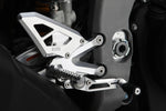 アエラ｜AELLA ライディングステップキット(ポリッシュ) Aprilia RSV4 Factory｜AE-10105-PO