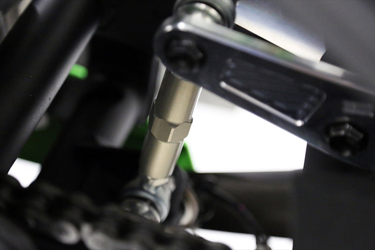 アエラ｜AELLA 車高調整リンクロッドセット ZX-4R RR｜AE-76008