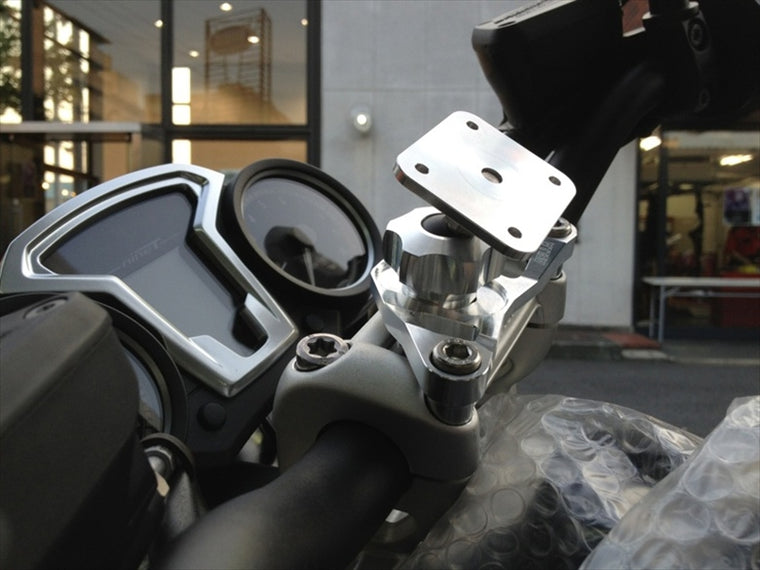 アエラ｜AELLA ナビステー(RnineT) ホワイト ステムタイプ スマートライドモニター用｜AE-77016-SH4-WT