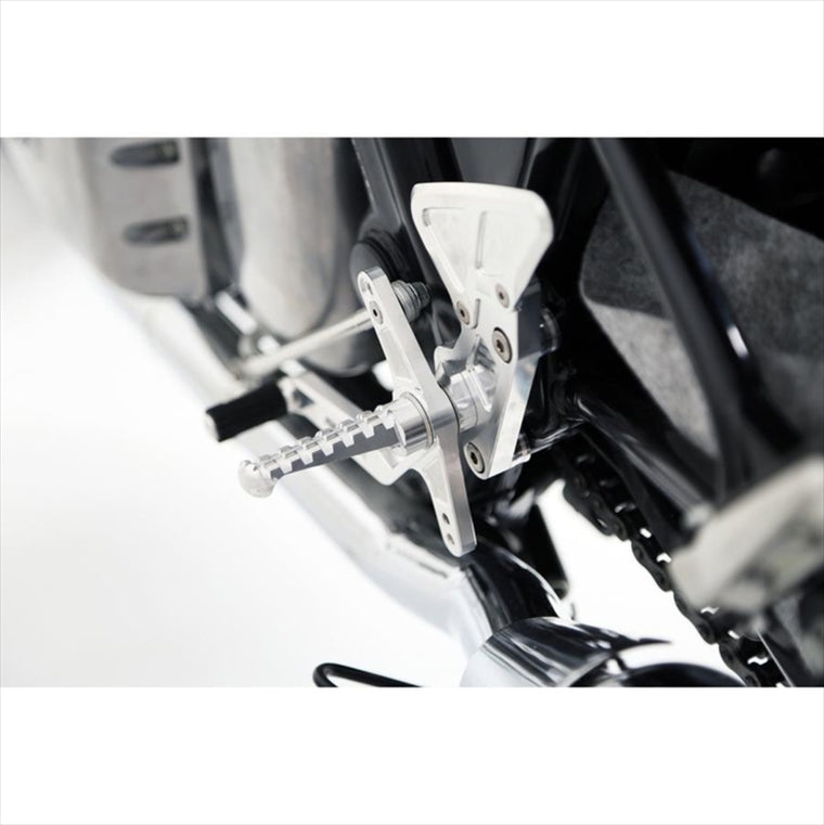 アエラ｜AELLA ライディングステップキット ポリッシュ Royalenfield CONTINENTAL GT 650｜AE-10107-PO