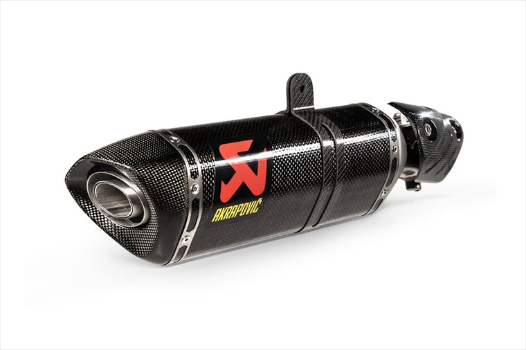 AKRAPOVIC(アクラポビッチ)スリップオンライン カーボン JMCAS-K6SO7-HZC/3JPP