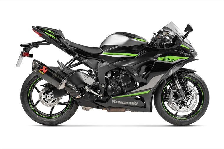 AKRAPOVIC(アクラポビッチ)スリップオンライン カーボン JMCAS-K6SO7-HZC/3JPP