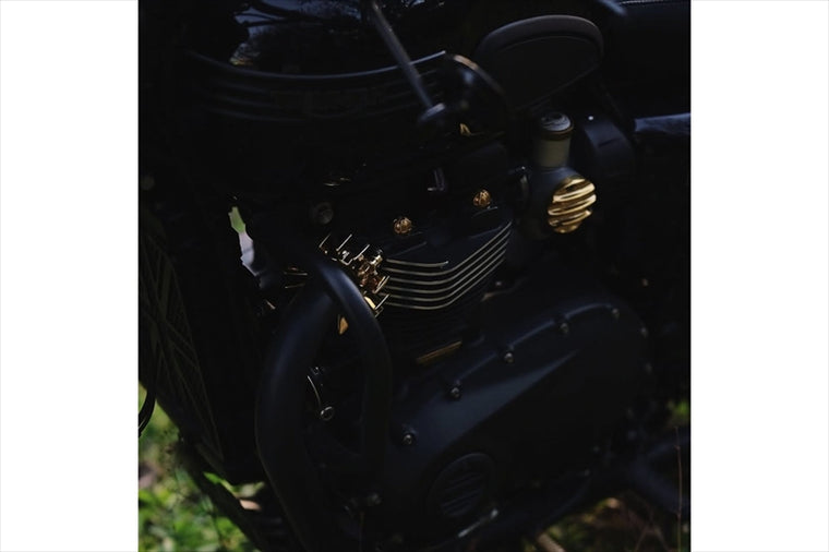 MOTONE CUSTOMS(モートーン)｜エキゾーストクランプ フィン ブラス｜MMU533