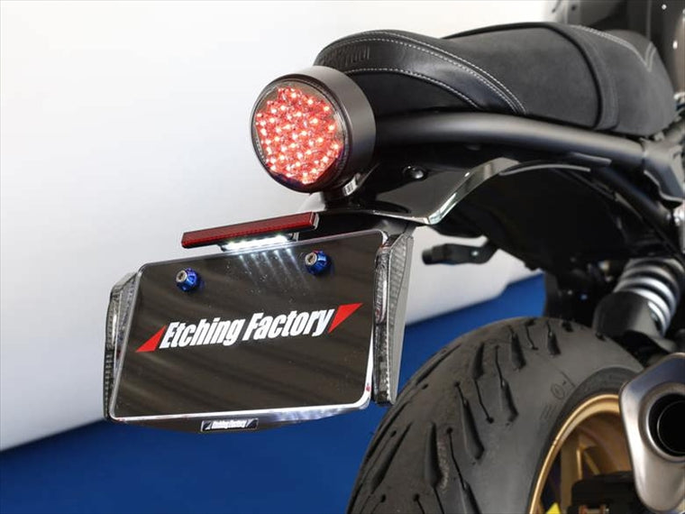 エッチングファクトリー｜LEDフェンダーレスキット エンブレム黒 XSR700 23-25｜FRY-XSR700-00-SB