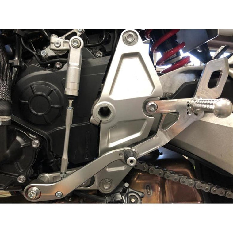 テクニカルスポーツレーシング｜STEP KIT 4P シルバー CB1000R(8BL-SC80/21-)｜50000-S80-B1SV0