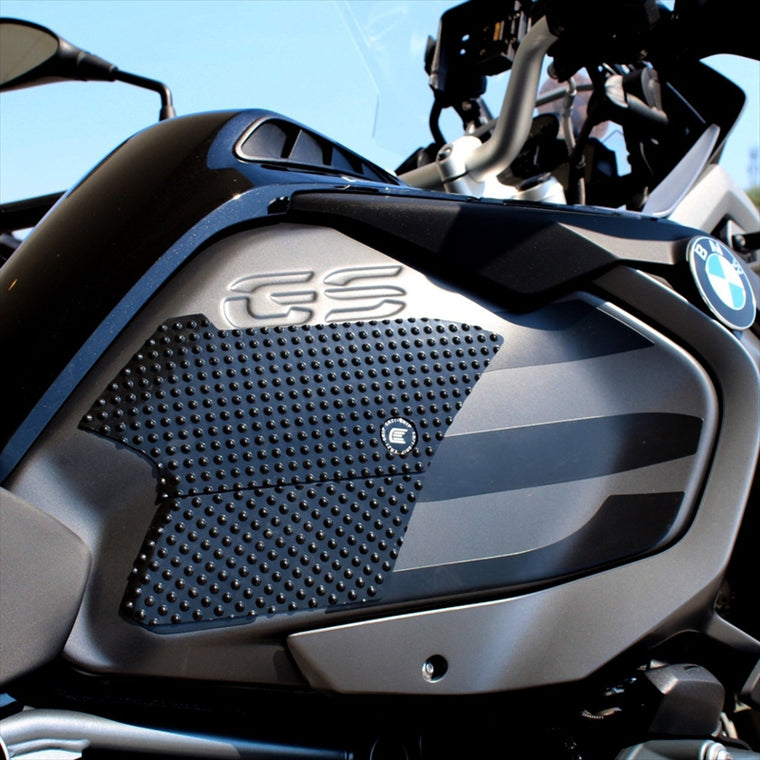 R&G(アールアンドジー)｜Eazi-Grip Tank Grips:EVO:BLACK COLOR｜RG-EVO117BL