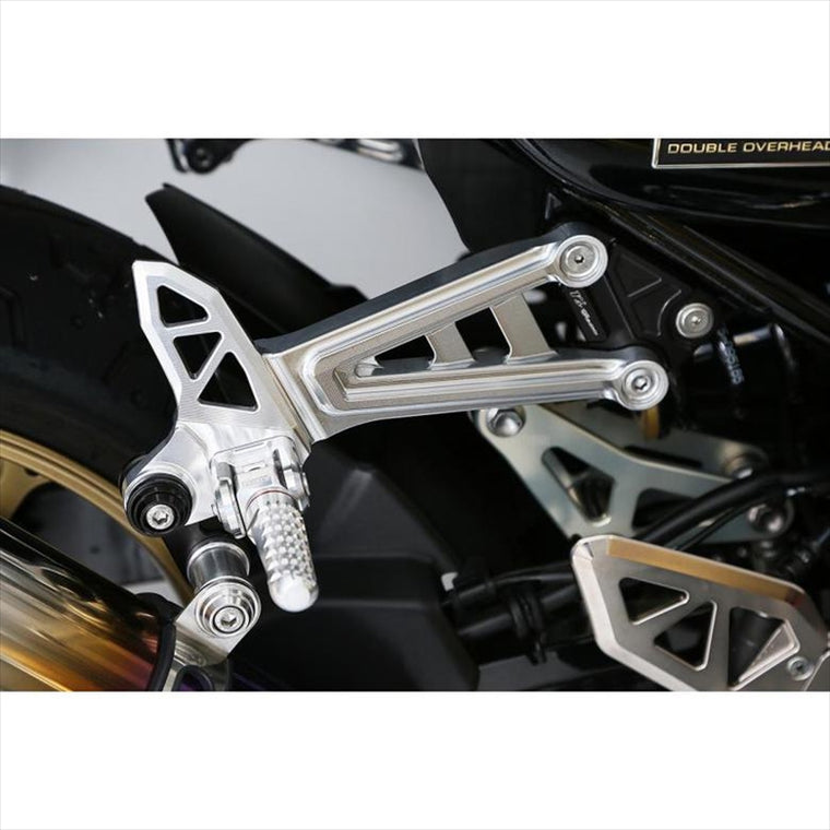 アエラ｜アルミ削り出しタンデムステップブラケット ブラック Z900RS 25-｜AE-11008A-BK