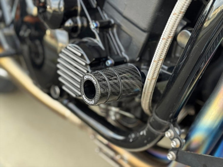 STRIKER(ストライカー)｜ガードスライダー カーボンコンポジット ZRX1100/1200/DAEG｜SS-GS101C-F2