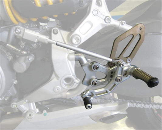 ROBBY MOTO ENGINEERING(ロビーモトエンジニアリング)|バックステップ SBK|0105-0001A