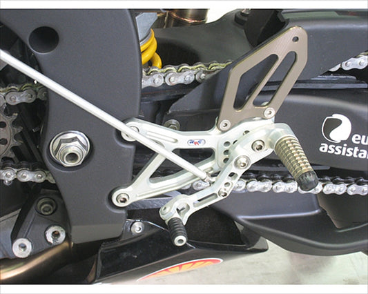 ROBBY MOTO ENGINEERING(ロビーモトエンジニアリング)｜バックステップ SBK｜0105-0024A