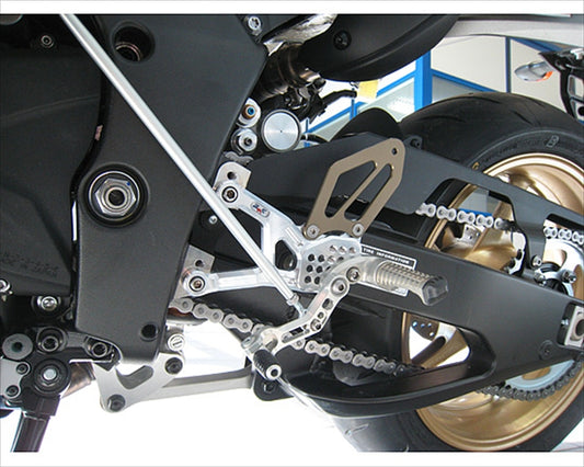 ROBBY MOTO ENGINEERING(ロビーモトエンジニアリング)｜バックステップ SBK｜0105-0025A