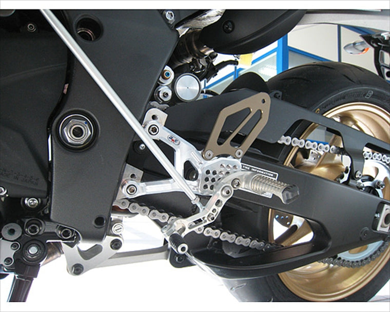 ROBBY MOTO ENGINEERING(ロビーモトエンジニアリング)｜バックステップ SBK｜0105-0025A