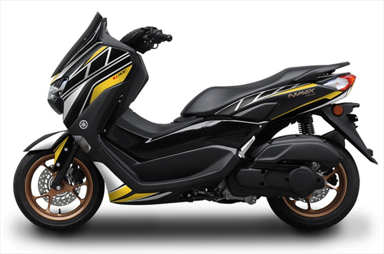 MDF(エムディーエフ) | フロントフェンダーPY ストロボ | M21NMAX-D-PY-FF