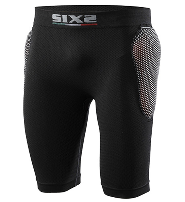 シックス SIXS ハーフパンツ XPR-SHO01 ALL BLACK ＃L カタログ品番：P064-7102 メーカー品番：XPR-SHO1AB-L