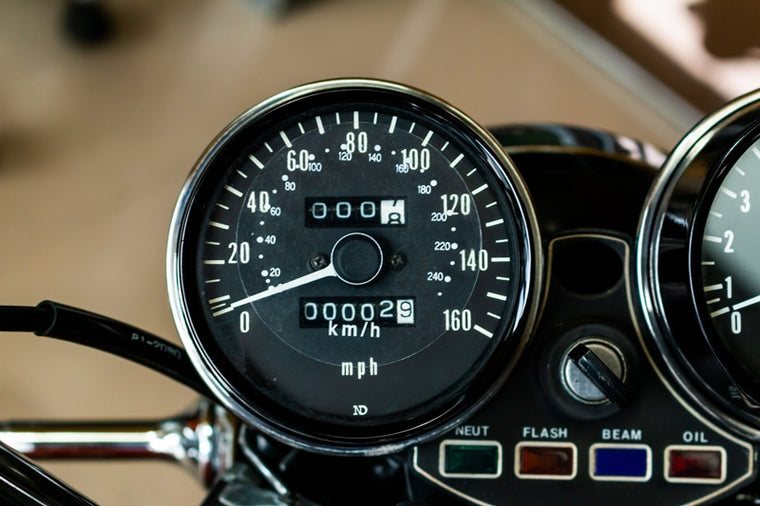 PMC(ピーエムシー)｜マイルメーターヨウ Km/hステッカー｜47-2011