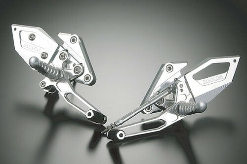 アグラス アグラス バックステップ 4ポジション ZX9R 6R 98-03 カタログ品番：P002-0043 メーカー品番：312-458-000