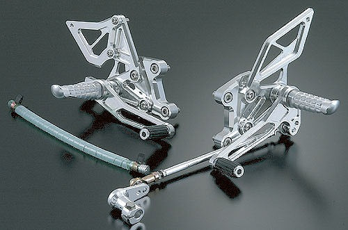 アグラス アグラス バックステップ 4ポジション CBR900RR 00-01 カタログ品番：P003-7749 メーカー品番：312-161-000