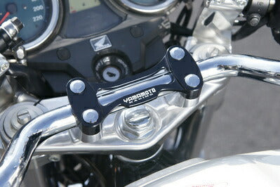 ヤマモトレーシング YAMAMOTORACING SPEC-A ハンドルクランプ CB1100 10- カタログ品番：P052-8941 メーカー品番：00017-01