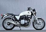 ヤマモトレーシング ヤマモト.R SPEC-A SUS 4-1 メガホン CB1100 10- カタログ品番：P044-2279 メーカー品番：11103-11MSN