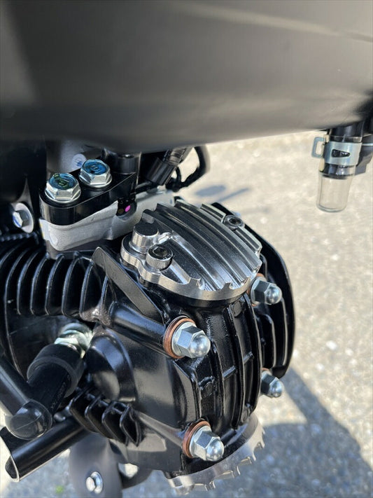 ジークラフト G-クラフト ビレットタペットカバー(吸気側) GROM 21-(JC92) 32410 4522285324108 取寄品