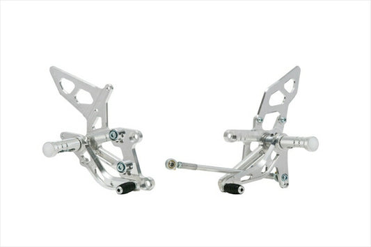 ステップ  モリワキエンジニアリング モリワキ バックステップキット レース HRC CBR250RR 17-19 05060-101P8-00 4527350147569 取寄品