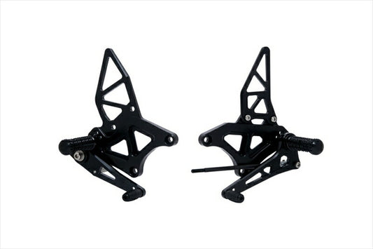 ステップ  モリワキエンジニアリング モリワキ バックステップキット ブラック Z900RS CAFE 18- 05060-2B250-01 4527350155250 取寄品