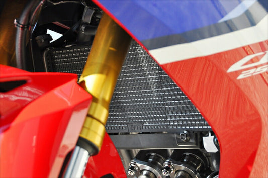 冷却系  モリワキエンジニアリング モリワキ ラジエターコアガード BLKCK CBR250RR 17- 20- 01911-201T8-B0 4527350159180 取寄品