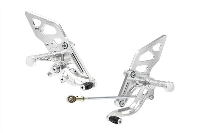 ステップ  モリワキエンジニアリング モリワキ バックステップキット シルバー CB1300SF SB 14-20 21- 05060-201T6-10 4527350160377 取寄品