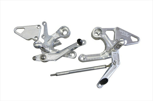 ステップ  オーヴァーレーシング OVER バックステップ SIL MT-09 14-16 Tarcer XSR900 51-45-01 4539770112096 取寄品