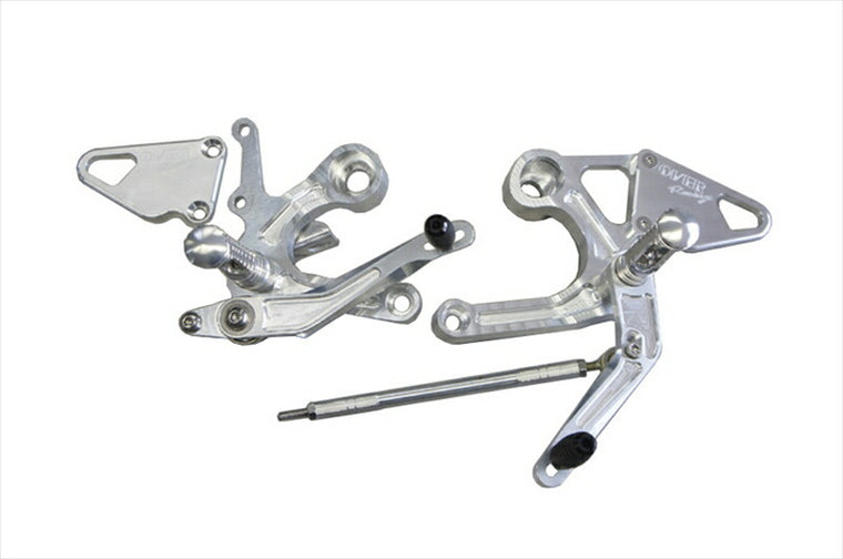 ステップ  オーヴァーレーシング OVER バックステップ SIL MT-09 14-16 Tarcer XSR900 51-45-01 4539770112096 取寄品