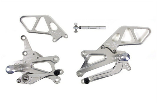 ステップ  オーヴァーレーシング OVER バックステップ SIL YZF-R25 MT-25 51-35-01 4539770112423 取寄品