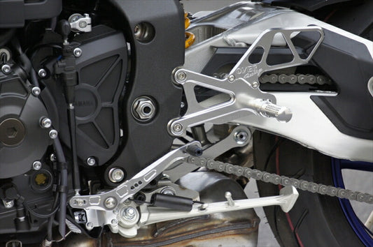 ステップ  オーヴァーレーシング OVER バックステップ 4P SIL MT-10 51-31-01 4539770116131 取寄品