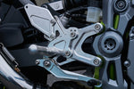 ステップ  オーヴァーレーシング OVER バックステップ 4ポジション シルバー Z900 18 51-83-01 4539770118531 取寄品