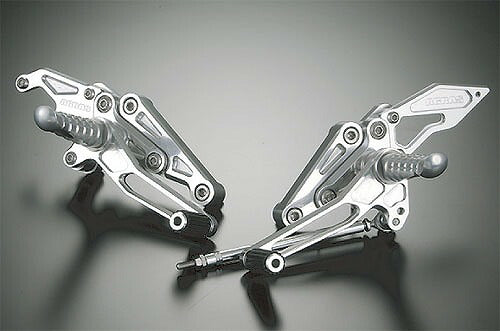 アグラス アグラス バックステップ 2ポジション CB1300SF 03-09 カタログ品番：P010-2721 メーカー品番：312-167-000