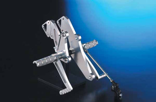 ナイトロレーシング NITRO.R バックステップ マスタナシレーシング SLV ZEPHYR750 カタログ品番：P012-6084 メーカー品番：BS-06RNS-BR