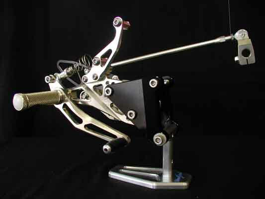 ウッドストック ウッドストック ステップキット 9POS YZF-R1 98-01 カタログ品番：P012-7032 メーカー品番：WBS-Y04-00