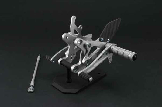 スパイス spice タクティカルステップ 3ポジション CBR900RR 94-99 カタログ品番：0102BS1H901B メーカー品番：0102BS1H901B